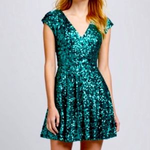 French Connection Emerald Green Sequin Dress Size 6